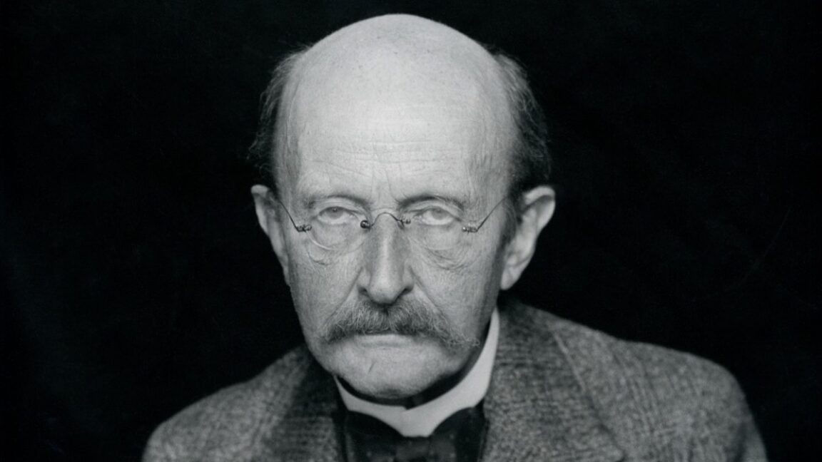 Kenapa Dua Makalah Max Planck dari 1940 Ditarik Kembali?