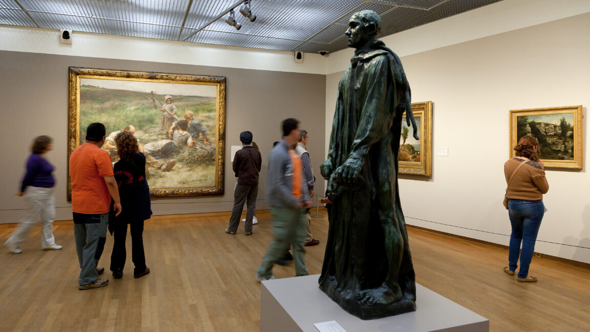 Museum Seni: Gimana Data Ubah Pengalaman Pengunjung?